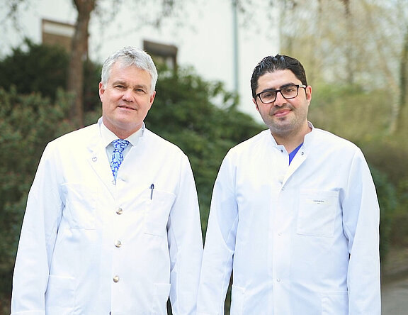 Prof. Dr. Thomas Verse und Almothana Darwish, Team der Asklepios Klinikum Hamburg-Harburg, HNO-Heilkunde